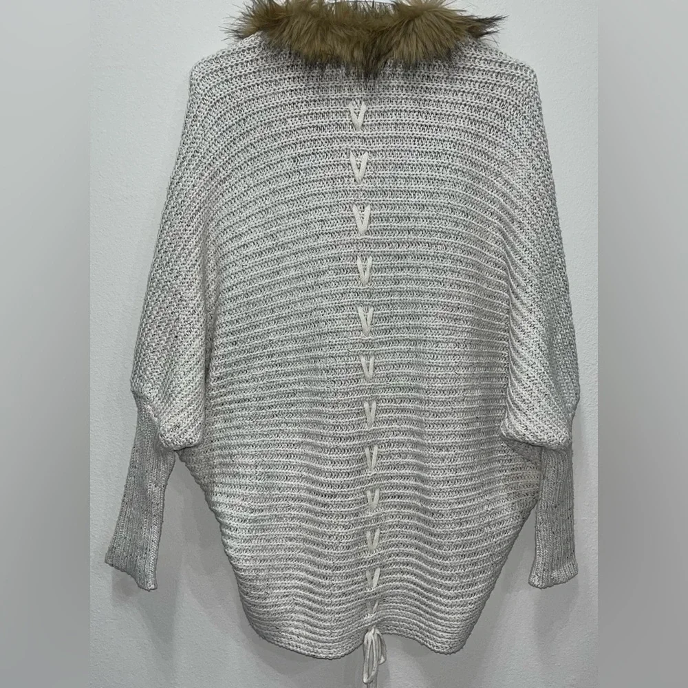 Military Hippie Felicity Faux Fur Batwing Cardigan - Picture 5 of 8